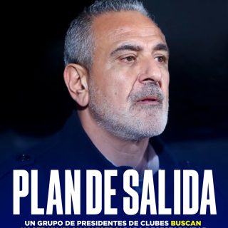 ¿𝑯𝑨𝑩𝑹𝑨́ 𝑺𝑨𝑳𝑰𝑫𝑨 𝑨𝑵𝑻𝑰𝑪𝑰𝑷𝑨𝑫𝑨? 🤯👀
Pablo Milad y la ANFP han vivido días bastante tormentosos, y lo peor es que esos días están muy lejos de acabarse pronto.
Un grupos de presidentes de clubes, liderados por el presidente de Coquimbo y UDEC, buscan hacer una moción de censura para Jorge Yunge, secretario general de la ANFP, por abandono de su cargo y por otras irregularidades.
Para que se lleve a cabo la moción de censura contra Yunge, se necesitarían 36 votos que la apoyen, algo que ya tendrían asegurado los equipos impulsores de la medida.
¿Cómo afecta esto a Milad?, en qué si todo esto se concreta, Jorge Aguilar y Andrés Alvarado presentarán su renuncia al directorio, situación que, según los estatutos de la ANFP, obligaría a 𝒍𝒍𝒂𝒎𝒂𝒓 𝒂 𝒆𝒍𝒆𝒄𝒄𝒊𝒐𝒏𝒆𝒔 𝒆𝒏 𝒖𝒏 𝒑𝒍𝒂𝒛𝒐 𝒅𝒆 60 𝒅𝒊́𝒂𝒔 𝒂 𝒑𝒂𝒓𝒕𝒊𝒓 𝒅𝒆 𝒆𝒔𝒂 𝒇𝒆𝒄𝒉𝒂, 𝒑𝒐𝒏𝒊𝒆𝒏𝒅𝒐 𝒇𝒊𝒏 𝒂𝒍 𝒄𝒊𝒄𝒍𝒐 𝒅𝒆 𝑷𝒂𝒃𝒍𝒐 𝑴𝒊𝒍𝒂𝒅.
¿Opiniones? 👀✍🏻 #RR