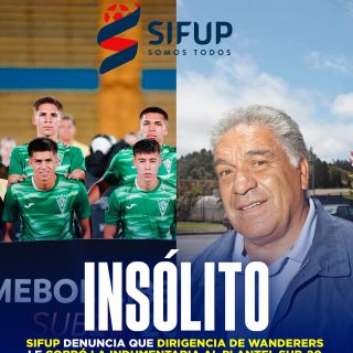 𝑰𝑴𝑷𝑶𝑺𝑰𝑩𝑳𝑬 𝑫𝑬 𝑪𝑹𝑬𝑬𝑹‼️😱🤬
Según informó el periodista Diego Mora, Los Sánchez (dirigentes de Santiago Wanderers) están pidiendo la totalidad de la indumentaria a los juveniles campeones de la Copa Libertadores Sub-20.
Ante esta insólita situación, el Sindicato de Futbolistas Profesionales (SIFUP) salió a la carga, criticando a la dirigencia caturra y ofreciéndose a asumir el costo de la indumentaria deportiva que se le está cobrando al plantel porteño. Además, el sindicato declaró que: "Como gremio no queremos que un logro tan importante de nuestros socios y futuros asociados se vea empañado por mezquindad dirigencial".
¿Qué opinas de esta insólita situación?👀✍🏽